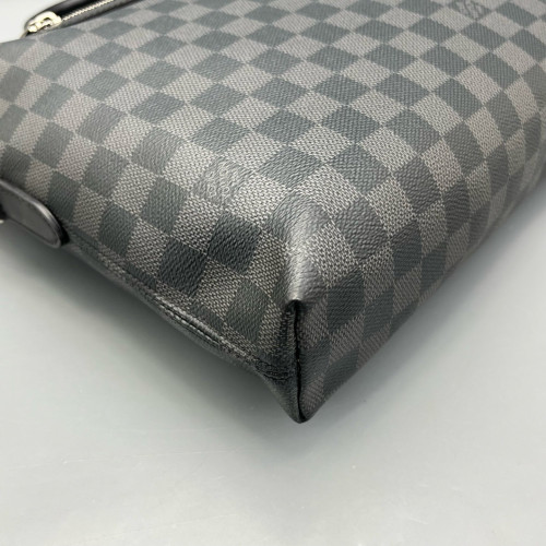 Louis Vuitton Avenue Soft Briefcase Damier Graphite Graphite Light Grey Louis Vuitton Avenue Soft Briefcase Damier Graphite Graphite Light Grey