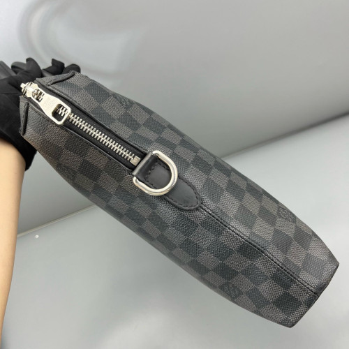 Louis Vuitton Avenue Soft Briefcase Damier Graphite Graphite Light Grey Louis Vuitton Avenue Soft Briefcase Damier Graphite Graphite Light Grey