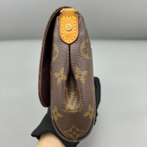 Louis Vuitton Favorite MM Monogram Dark Brown Light Brown Louis Vuitton Favorite MM Monogram Dark Brown Light Brown