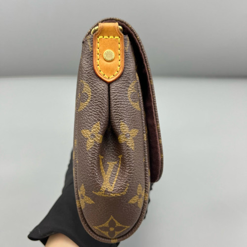Louis Vuitton Favorite MM Monogram Dark Brown Light Brown Louis Vuitton Favorite MM Monogram Dark Brown Light Brown