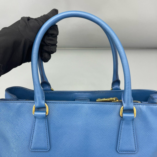 Prada Medium Galleria Double Zip Tote Calfskin Blue Prada Medium Galleria Double Zip Tote Calfskin Blue