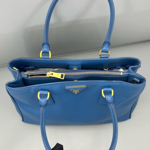 Prada Medium Galleria Double Zip Tote Calfskin Blue Prada Medium Galleria Double Zip Tote Calfskin Blue