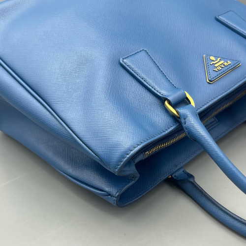 Prada Medium Galleria Double Zip Tote Calfskin Blue Prada Medium Galleria Double Zip Tote Calfskin Blue