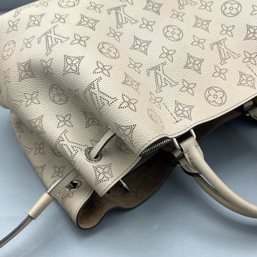 Louis Vuitton Bella Tote Mahina Natural Tan