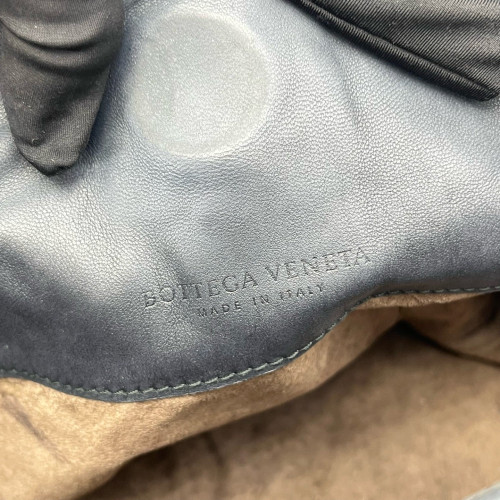 Bottega Veneta Medium Campana Hobo Calfskin Intrecciato Grey