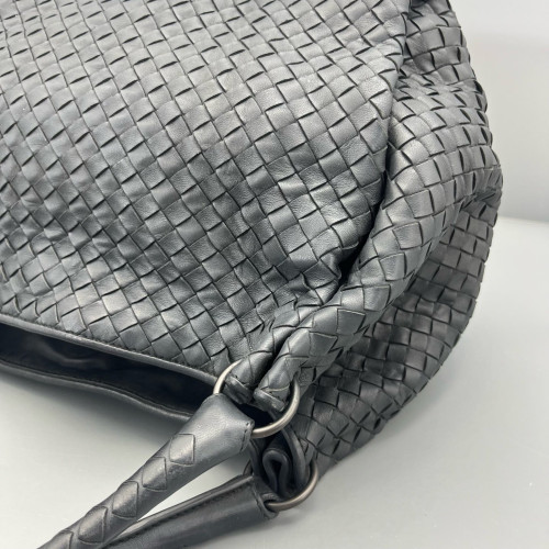 Bottega Veneta Medium Campana Hobo Calfskin Intrecciato Grey