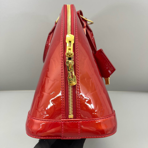 Louis Vuitton Alma PM Vernis Red