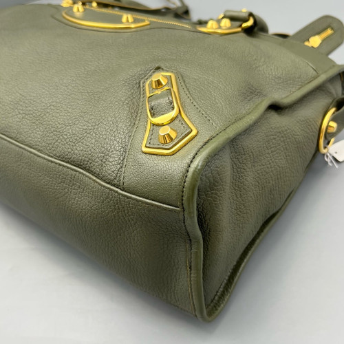 Balenciaga Medium City Calfskin Green