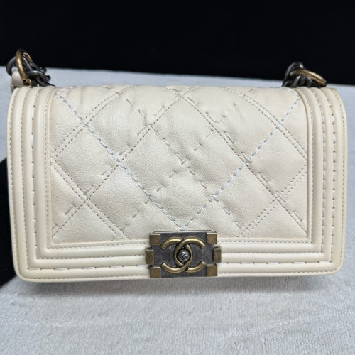 Chanel Quilted Medium Boy Flap Lambskin White