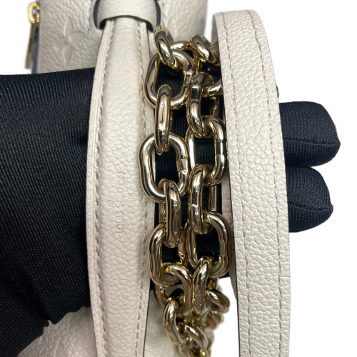 Louis Vuitton Pochette Metis East West Empreinte Monogram White