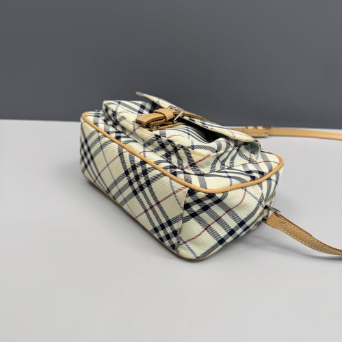 Burberry Camera Case House Check Calfskin Beige Black Red