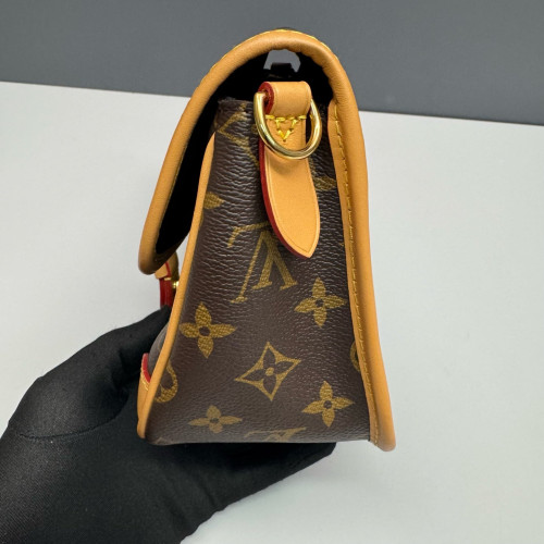 Louis Vuitton Diane Monogram Brown Black