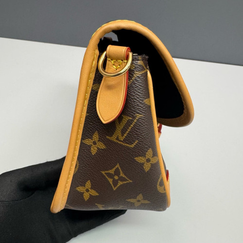Louis Vuitton Diane Monogram Brown Black