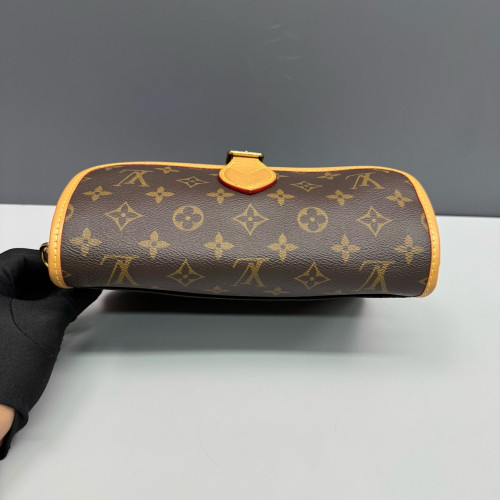 Louis Vuitton Diane Monogram Brown Black