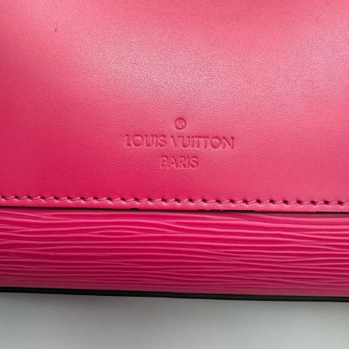 Louis Vuitton Kleber PM Epi Fuchsia