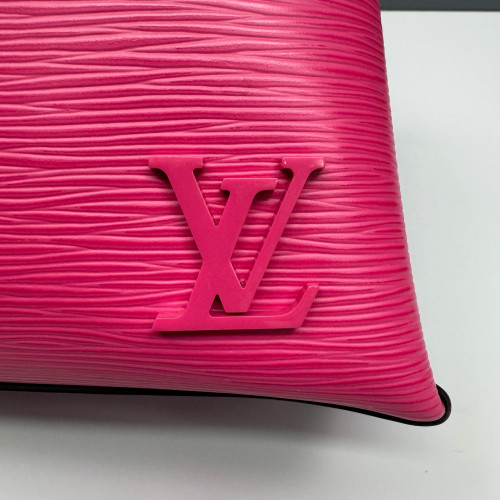 Louis Vuitton Kleber PM Epi Fuchsia