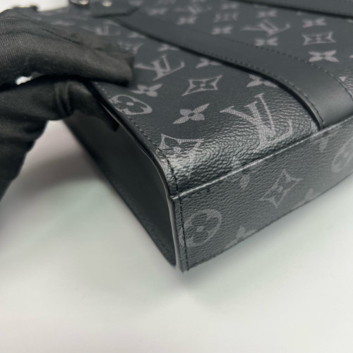 Louis Vuitton Sac Plat Messenger Monogram Eclipse Black Louis Vuitton Sac Plat Messenger Monogram Eclipse Black