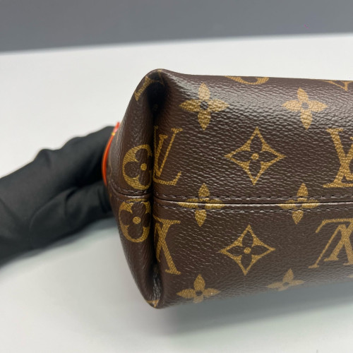 Louis Vuitton Carryall East West Shoulder Bag Monogram Brown Louis Vuitton Carryall East West Shoulder Bag Monogram Brown
