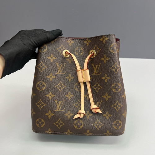 Louis Vuitton Neonoe BB Monogram Brown