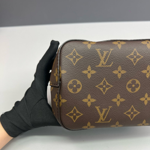 Louis Vuitton Neonoe BB Monogram Brown
