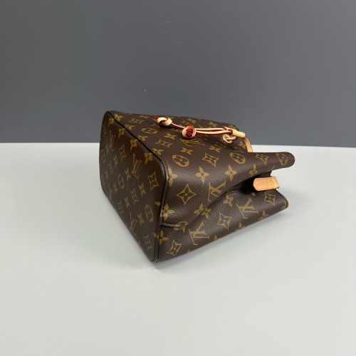 Louis Vuitton Neonoe BB Monogram Brown