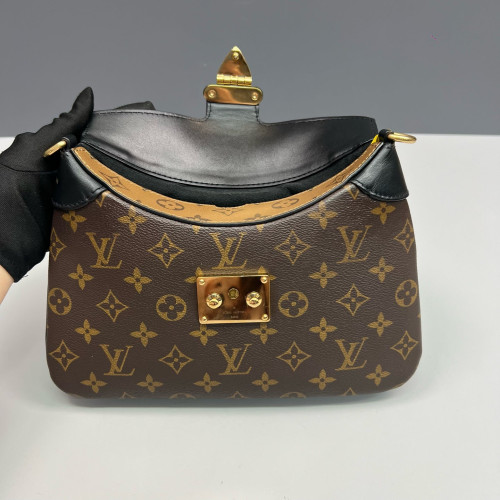 Louis Vuitton Shoulder Bag Monogram Brown Black