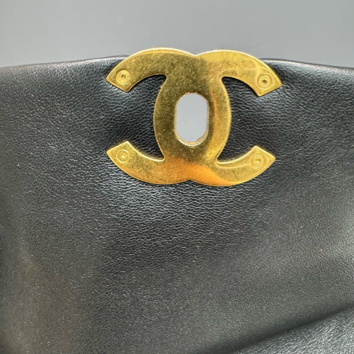 Chanel Quilted Small 19 Flag Lambskin Black