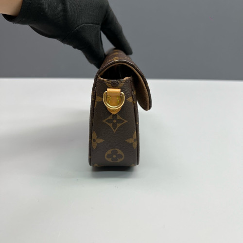 Louis Vuitton Ivy Wallet On Chain Monogram Brown Louis Vuitton Ivy Wallet On Chain Monogram Brown