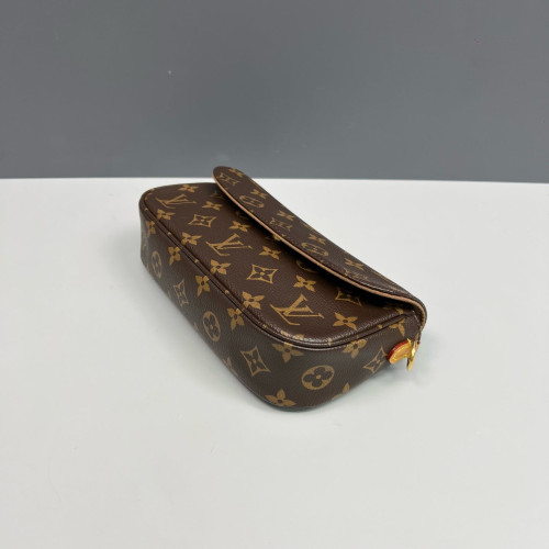 Louis Vuitton Ivy Wallet On Chain Monogram Brown Louis Vuitton Ivy Wallet On Chain Monogram Brown