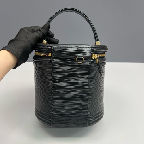 Louis Vuitton Vase Cannes Epi Black
