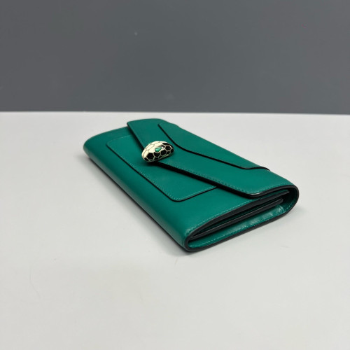Bvlgari Serpenti Forever Chain Wallet Smooth Calfskin Green