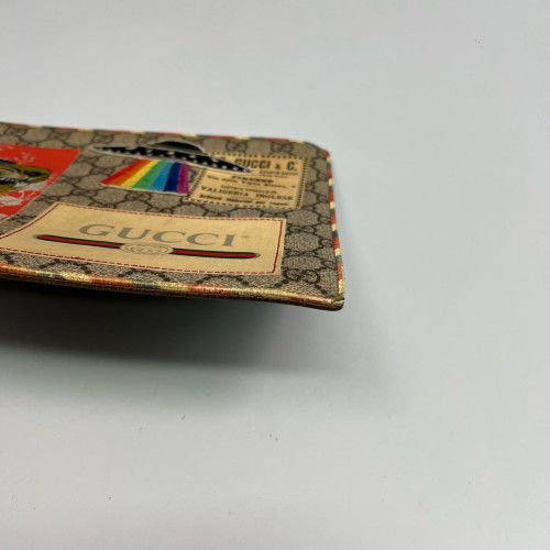 Gucci Embroidered Clutch GG Monogram Beige Brown Red Gucci Embroidered Clutch GG Monogram Beige Brown Red