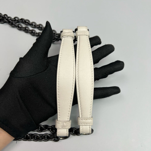 Bottega Veneta Medium Olimpia Shoulder Bag Calfskin Intrecciato White