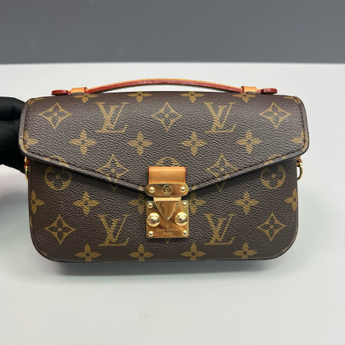 Louis Vuitton Pochette Metis East West Monogram Brown