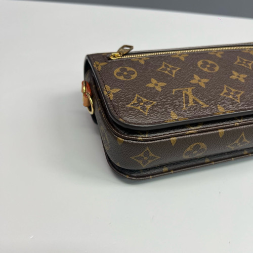 Louis Vuitton Pochette Metis East West Monogram Brown