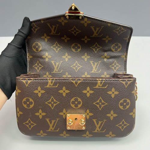 Louis Vuitton Pochette Metis East West Monogram Brown