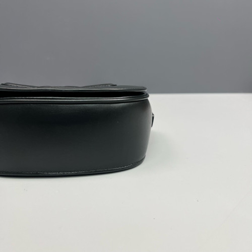 Celine Triomphe Standard Chain Besace Clea Smooth Calfskin Black