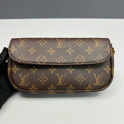 Louis Vuitton Ivy Wallet On Chain Monogram Brown Louis Vuitton Ivy Wallet On Chain Monogram Brown