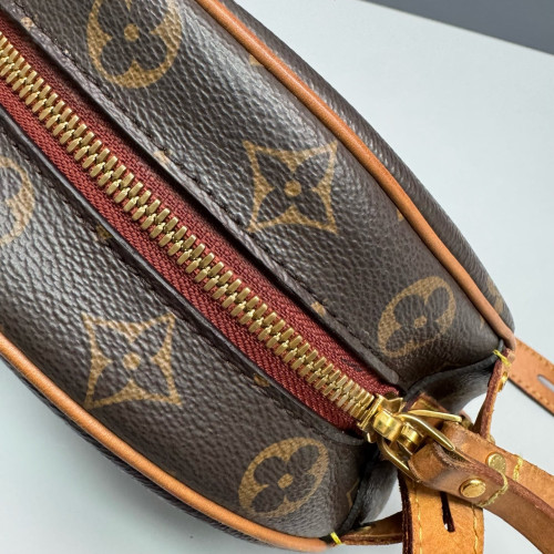 Louis Vuitton Boite Chapeau Souple MM Monogram Brown