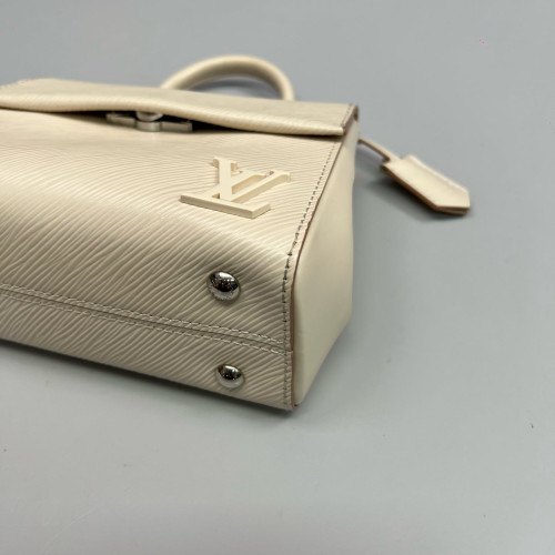 Louis Vuitton Cluny Mini Epi White