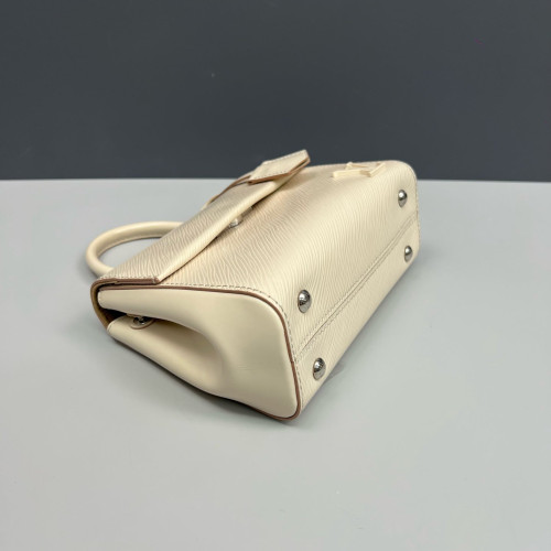 Louis Vuitton Cluny Mini Epi White
