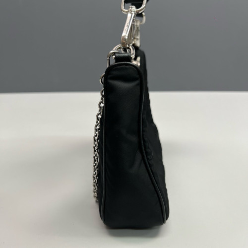 Prada Re-Edition 2005 Shoulder Bag Nylon Vela Black Prada Re-Edition 2005 Shoulder Bag Nylon Vela Black