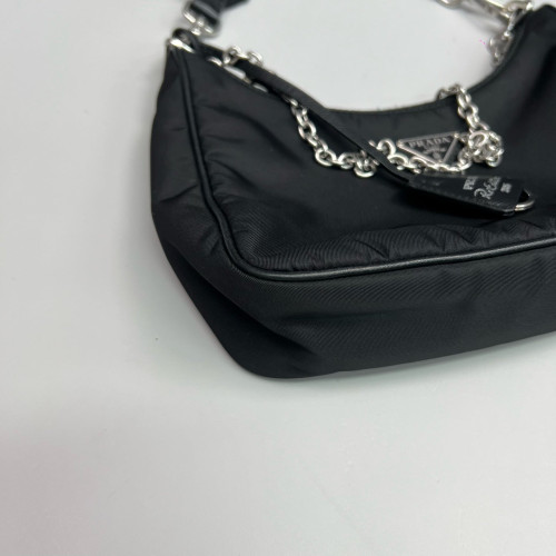 Prada Re-Edition 2005 Shoulder Bag Nylon Vela Black Prada Re-Edition 2005 Shoulder Bag Nylon Vela Black