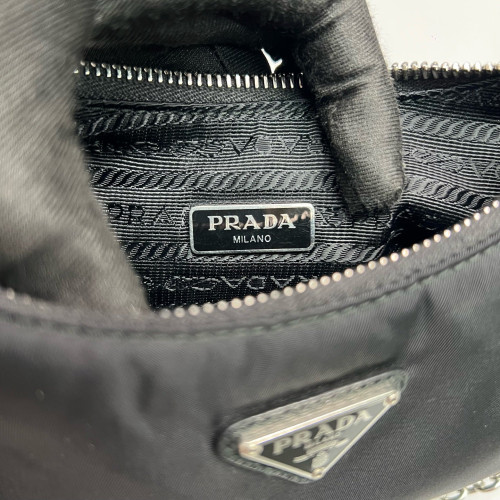 Prada Re-Edition 2005 Shoulder Bag Nylon Vela Black Prada Re-Edition 2005 Shoulder Bag Nylon Vela Black