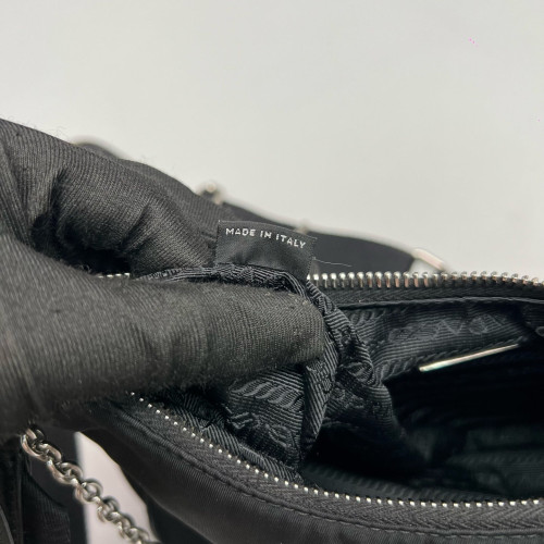 Prada Re-Edition 2005 Shoulder Bag Nylon Vela Black Prada Re-Edition 2005 Shoulder Bag Nylon Vela Black