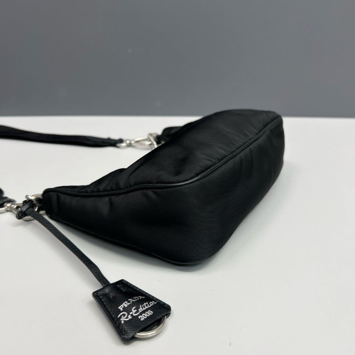Prada Re-Edition 2005 Shoulder Bag Nylon Vela Black Prada Re-Edition 2005 Shoulder Bag Nylon Vela Black