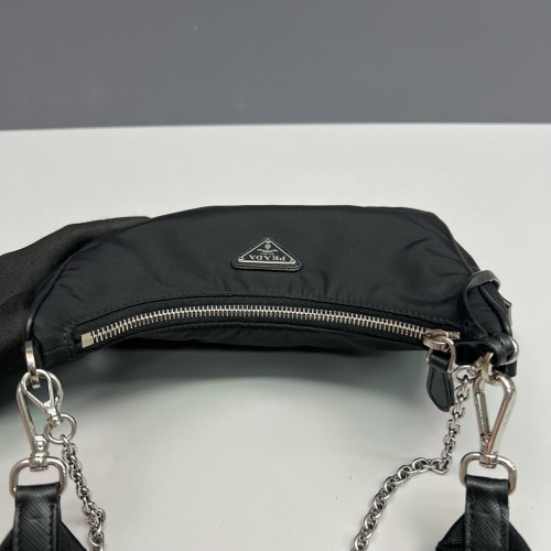 Prada Re-Edition 2005 Shoulder Bag Nylon Vela Black Prada Re-Edition 2005 Shoulder Bag Nylon Vela Black