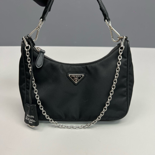 Prada Re-Edition 2005 Shoulder Bag Nylon Vela Black Prada Re-Edition 2005 Shoulder Bag Nylon Vela Black