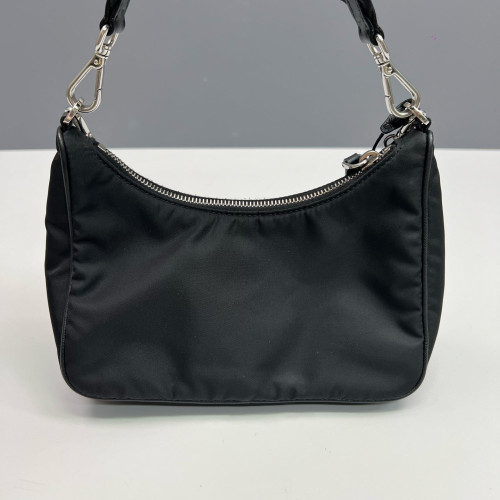 Prada Re-Edition 2005 Shoulder Bag Nylon Vela Black Prada Re-Edition 2005 Shoulder Bag Nylon Vela Black