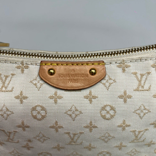 Louis Vuitton Hills Pochette Monogram White Beige Louis Vuitton Hills Pochette Monogram White Beige